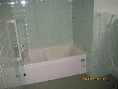 廊下、浴室、トイレ工事