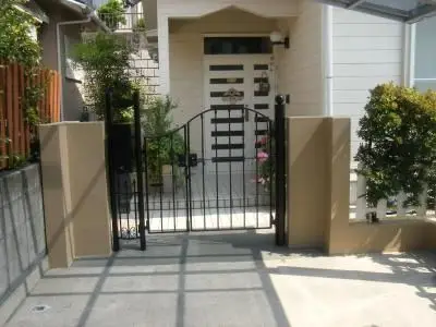 座って作業が出来るキッチン