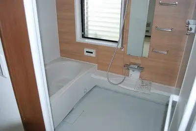 ウッド調になった浴槽