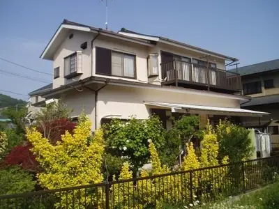 艶を取り戻し明るい外観に
