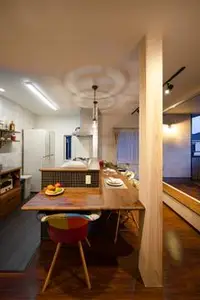 色を楽しむ光の家