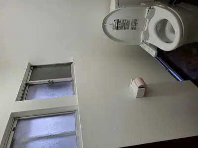 『和から洋へ・・トイレ改修工事』