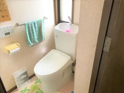 TOTO　トイレ　ピュアレストQR