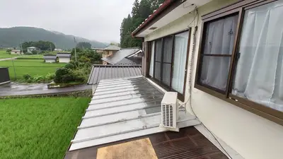 超 広々の屋根付きルーフバルコニー