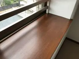 入居前の全体的なリフォームと明るいキッチン