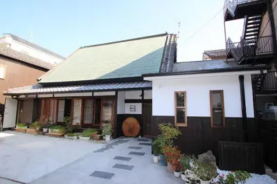 築100年の古民家を美容室へ