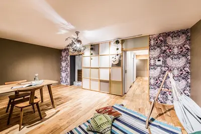 STAY HOMEの中、家の中を森に見立てた空間