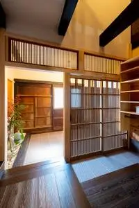 築100年の古民家 歴史を残しつつ 新しい世帯の空間へ