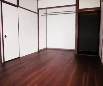 狭い1部屋を広くできるようLDKを繋げることで解消
