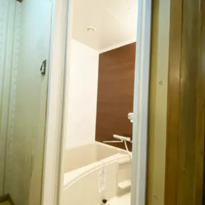 システムバスはLIXILのリノビオフィットに交換