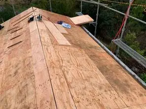 屋根葺き替え工事