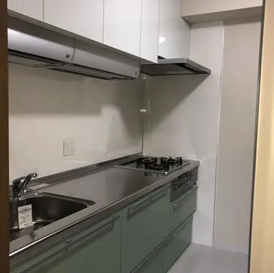 クリナップ　ビンテージ感ある新色ラクエラキッチン