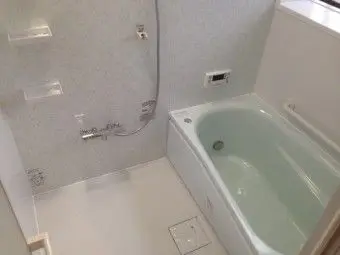 足が延ばせるシステムバスに交換