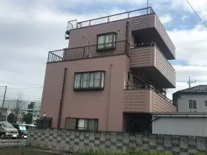 雨漏り対策として防水塗料を使用