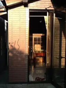 外壁を修繕・洗面所は縦梁を撤去