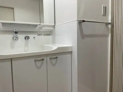 綺麗な洗面台とトイレで気持ちの良い朝をお過ごしください！