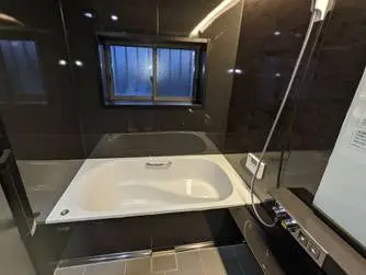 身体の大きな方にもゆったりお風呂