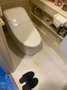 シンプルなフォルムのトイレにリフォーム