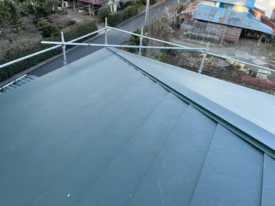 屋根改修工事（カバー工法）