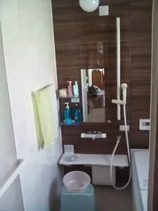 熱を逃さない断熱素材で浴槽を暖かく