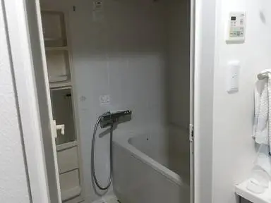 白を基調としたシンプルな水廻り