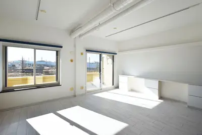 中古マンションを、開放的な空間へリノベする。