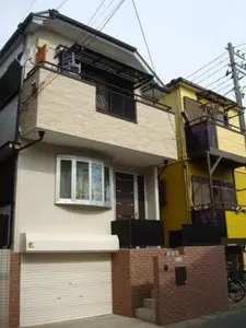 明るいイメージの外観デザインに施工