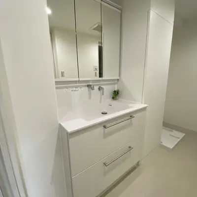 シンプルでナチュラルなカラーリングで上質なリノベーション