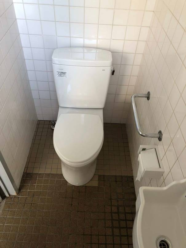 和式から洋式のトイレに仕様変更