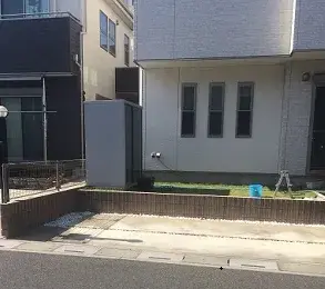 駐車スペースを拡張・水栓はオシャレなものに交換