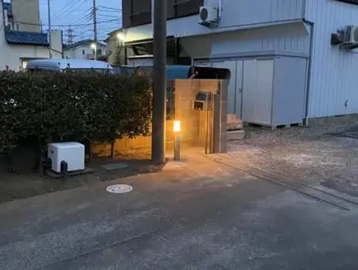 門の間口を3mに変更・夜はオシャレな雰囲気に