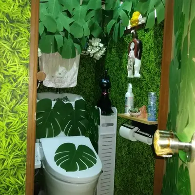 保温性抜群の浴槽・トイレは自然いっぱいの内装に