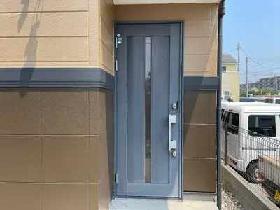 デザインにこだわった屋根・外壁＆玄関ドアも一新