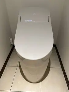 トイレ破損に伴い交換・補助金で浴室暖房乾燥機を設置