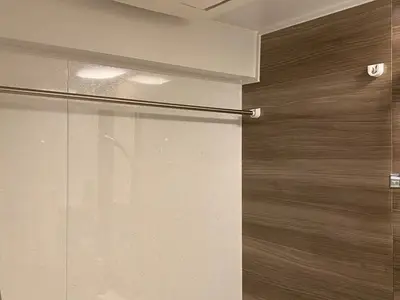 暗く換気が悪い浴室から明るく快適にリフォーム