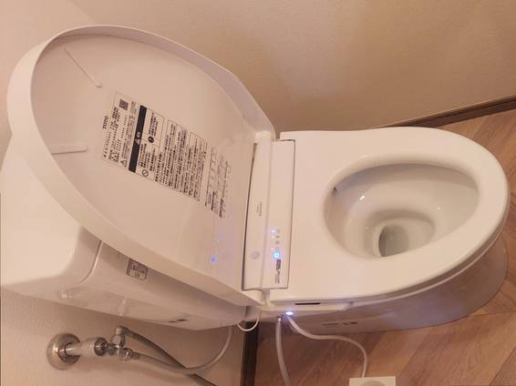 旧便器・便座と同じメーカーに取り換え