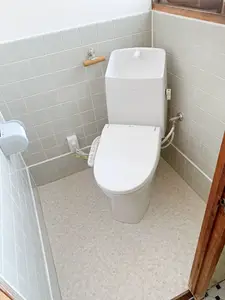 和式トイレから洋式トイレへリフォーム致しました