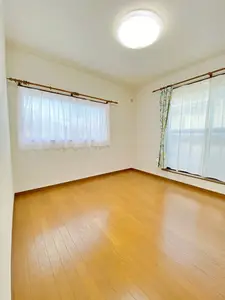 収益物件の洋室リフォーム