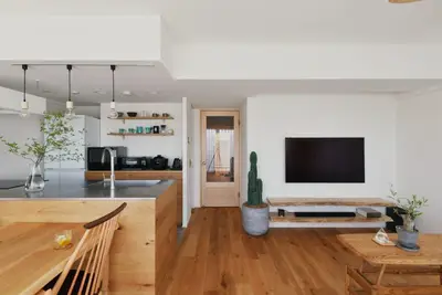 無垢材に包まれて暮らすナチュラルテイスト空間