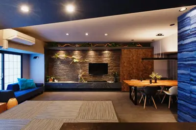 事務所兼セカンドハウスのマンションをくつろげる空間に