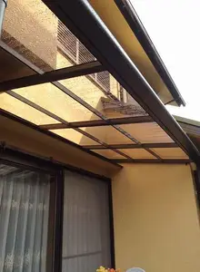 シックなデザイン・開放感と明るさがある空間