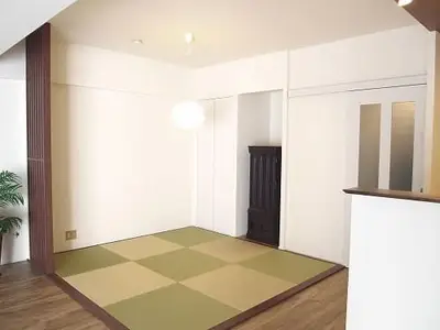 アンティークなデザインでまとめたキッチン