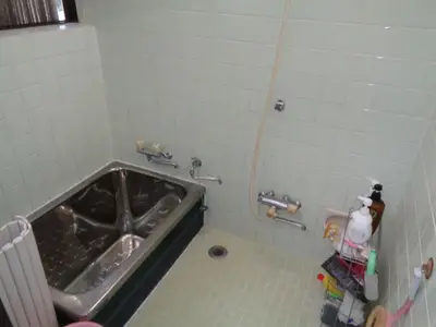 タイル張り浴室からユニットバスにリフォーム