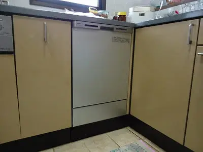 劣化してきた食洗器を新品に交換