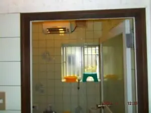 古い浴室から最新システムバスに取り換え