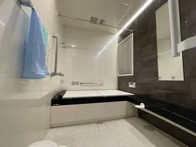 戸建肩湯付きユニットバス取付