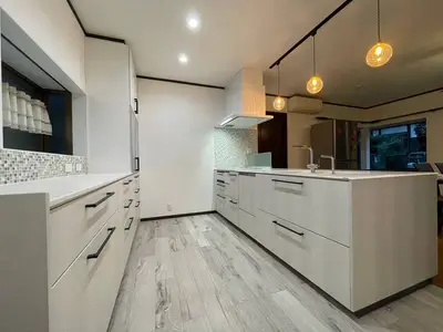 使いやすさと収納力UPのキッチンリフォーム