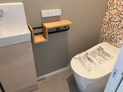 憧れの木目天井をクロスで実現