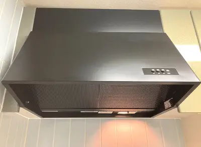 レンジフード交換で明るくキレイなキッチンに！