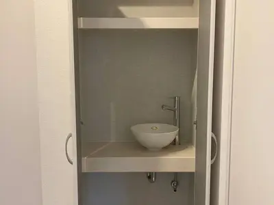 玄関にセカンド洗面所